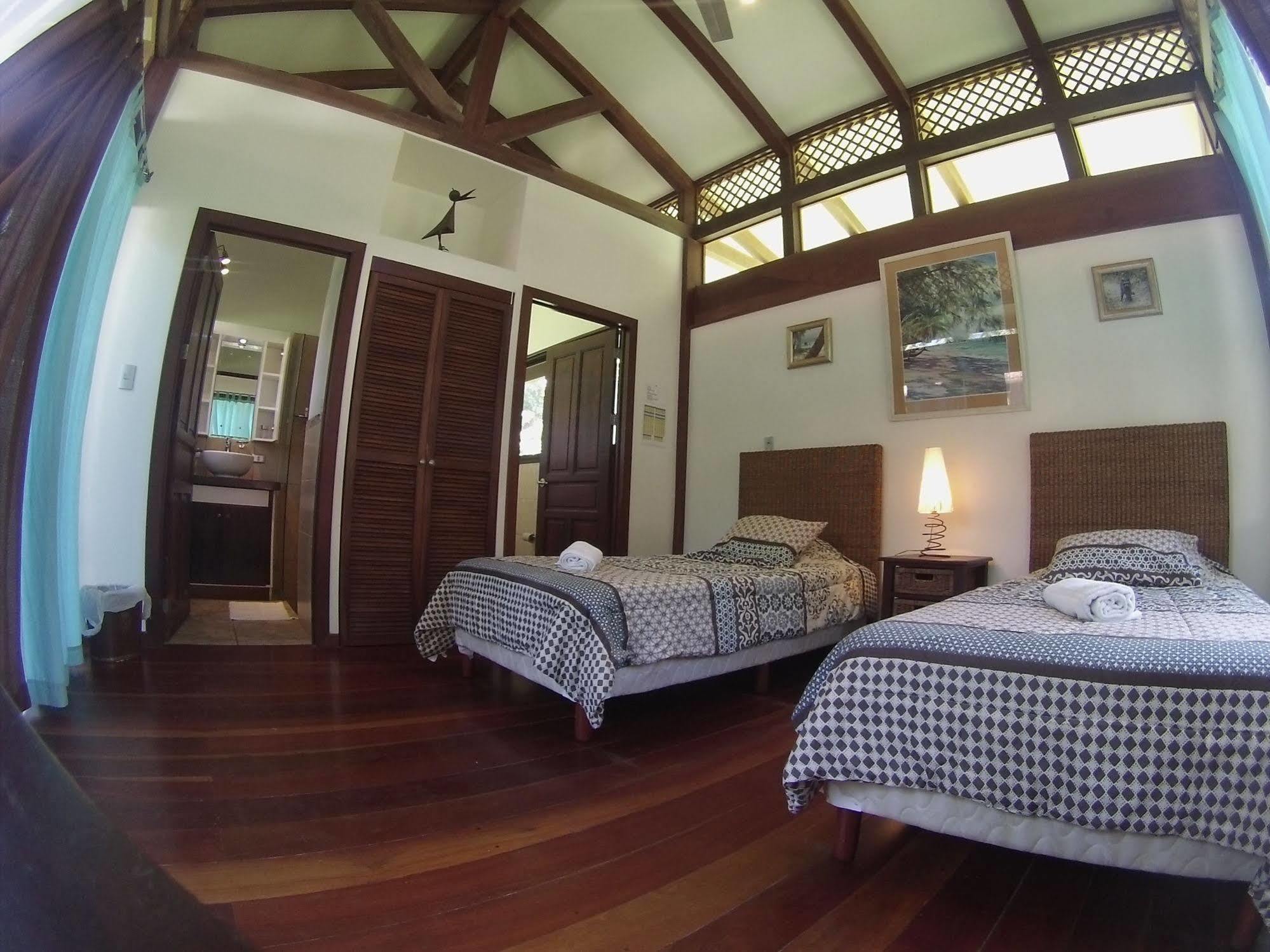Kenaki Lodge Puerto Viejo de Talamanca Экстерьер фото