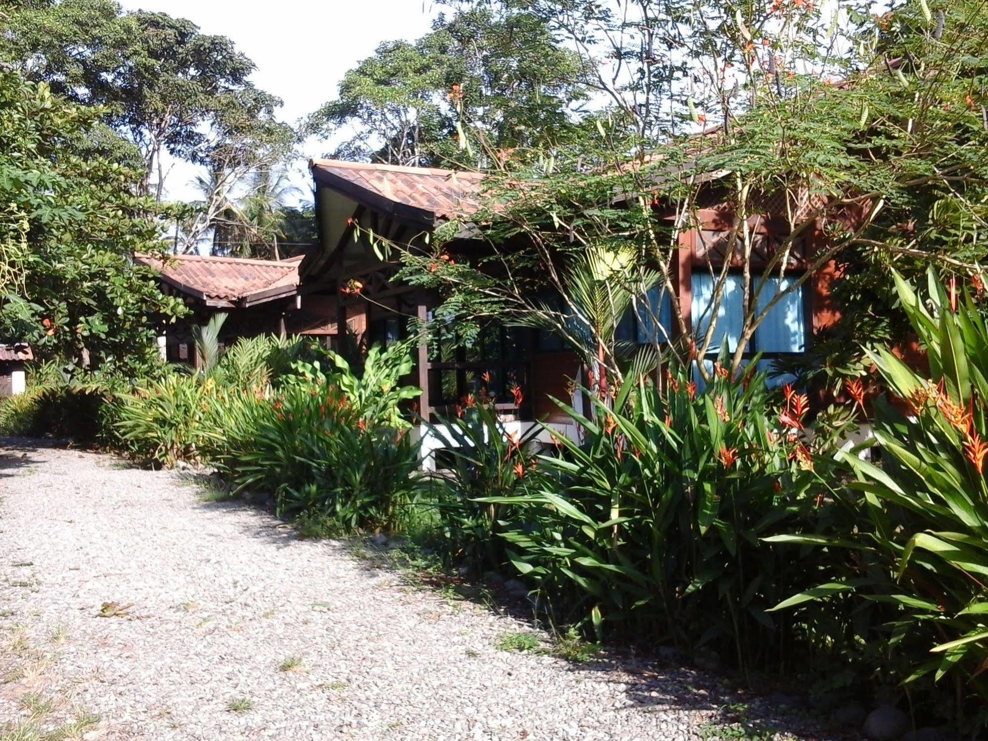 Kenaki Lodge Puerto Viejo de Talamanca Экстерьер фото